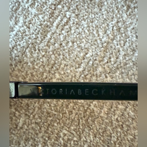 Victoria Beckham Dark Green Cat-Eye Sunglasses - Picture 11 of 11